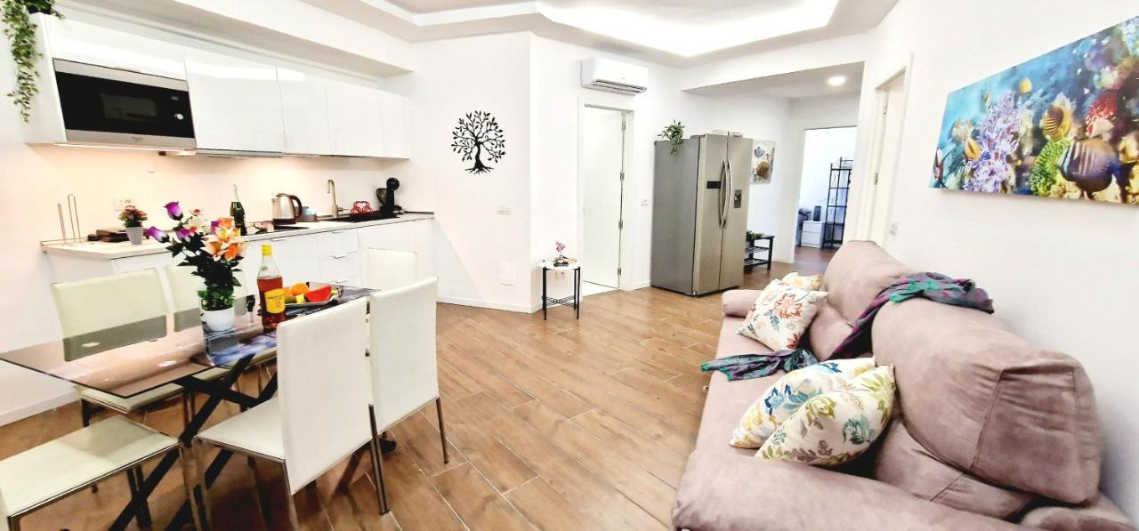 Fantastic 3 Bedroom Next Playa Las Americas & Wifi Free Playa Feñabe Esterno foto