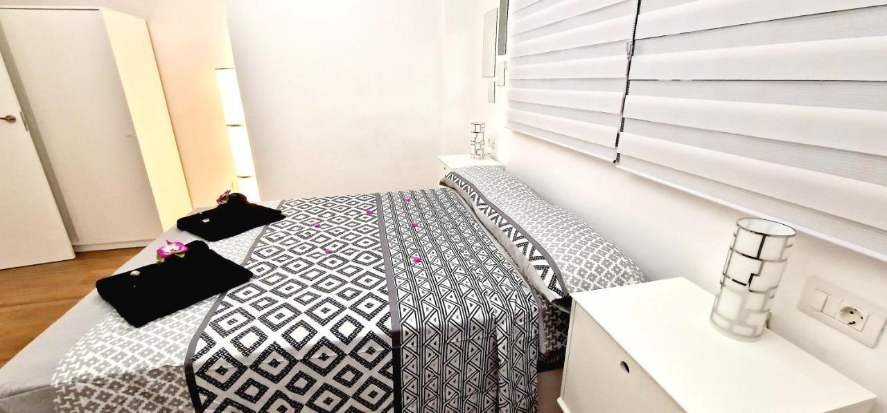Fantastic 3 Bedroom Next Playa Las Americas & Wifi Free Playa Feñabe Esterno foto