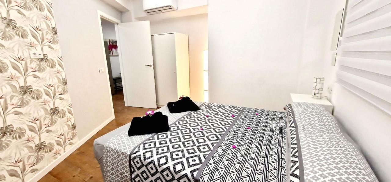 Fantastic 3 Bedroom Next Playa Las Americas & Wifi Free Playa Feñabe Esterno foto