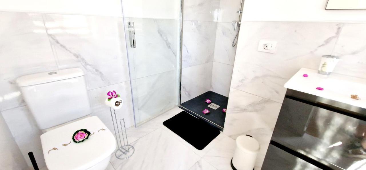 Fantastic 3 Bedroom Next Playa Las Americas & Wifi Free Playa Feñabe Esterno foto