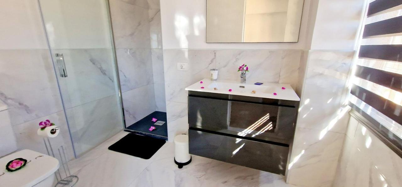 Fantastic 3 Bedroom Next Playa Las Americas & Wifi Free Playa Feñabe Esterno foto